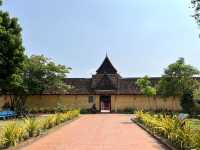 Wat Sisaket, Vientiane’s oldest survivin