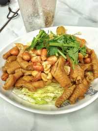 大盤生魚片酸菜魚👍 勁多配料