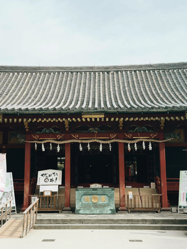 東京｜都營淺草線｜傳統與現代交織的紅色旅程