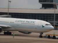 Cathay Pacific เป็น