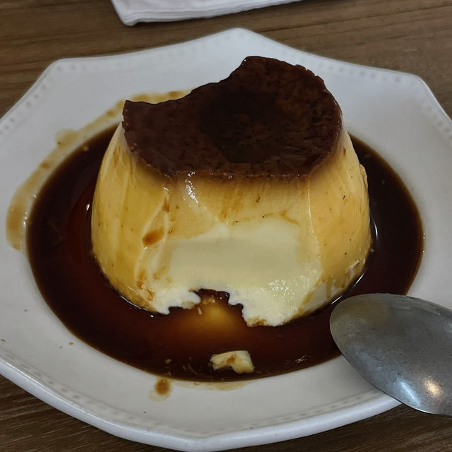 서울 여행 / 혜화 카페 / 맛있고 예쁜 디저트와 찐 맛난 푸딩을 파는 곳 카페 치읓