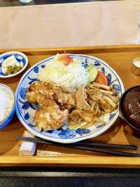 A Local Stroll Through Shuzenji – Temples, Blossoms & Comfort Food