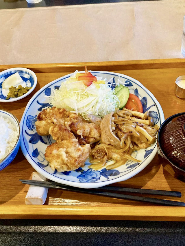 A Local Stroll Through Shuzenji – Temples, Blossoms & Comfort Food