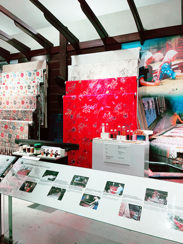 Immerse in Cultural Threads at Pohon Budi Gallery, National Textile Museum