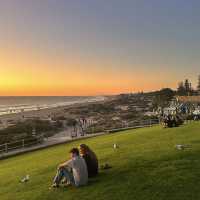 Perth isn't boring ☀️🌊Scarborough Sunset Market Vibes!