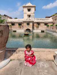 Exploring Yogyakarta City: From Malioboro to Taman Sari and Bantul’s Natural Beauty