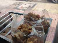 한국 휴게소 장터국수에 오징어 튀김 넣은 맛