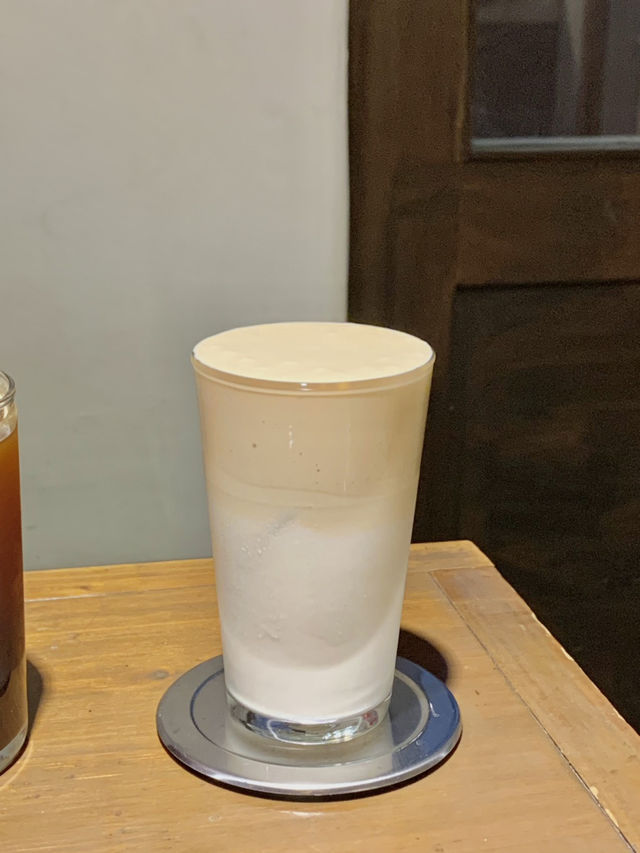 ☕️ 합정 분위기 카페 후기 🌿