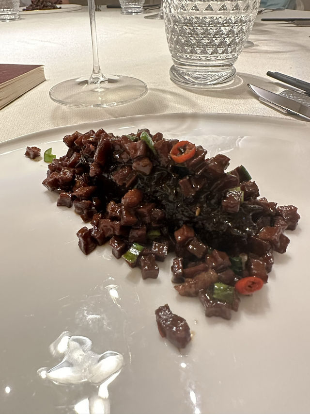 Experience Sichuan Fine Dining at Silver Cottage 1933 in Hong Kong 🇭🇰 