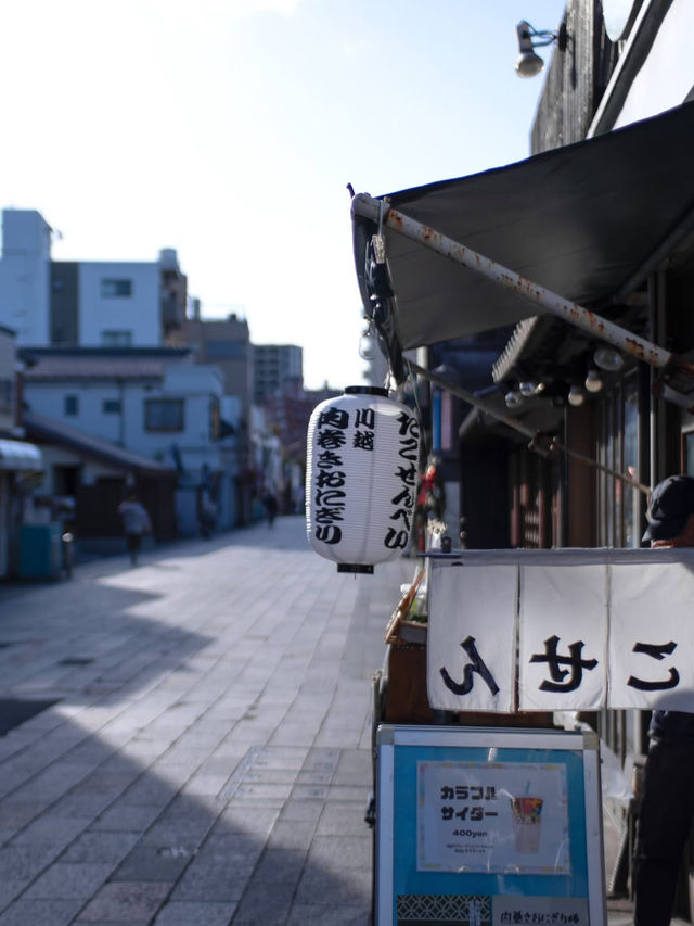 小江戸の時を告げる「時の鐘」で、江戸情緒にひたる旅