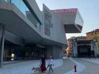 🎨🏛️ MAXXI: Rome's Modern Art Gem – Where Art Meets Community!
