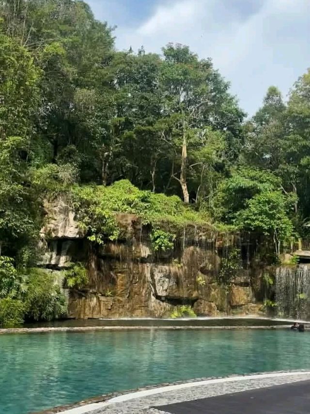 🌿✨ Philea Resort & Spa Melaka – Where Nature Meets Comfort! 🏡🌳