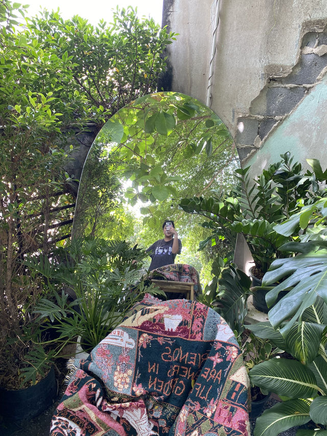 The Yellow Fox Cafe คาเฟ่น่ารักในย่านรัชดานิเวศ 🦊