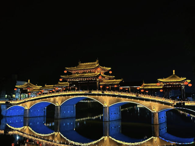 Yunfu: My Relaxing Retro Temple Street Getaway Near Shenzhen! 🏮🚶‍♀️