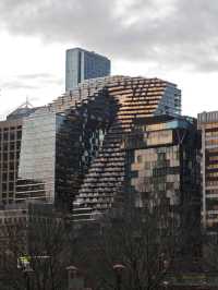 Strolling along Southbank Melbourne 