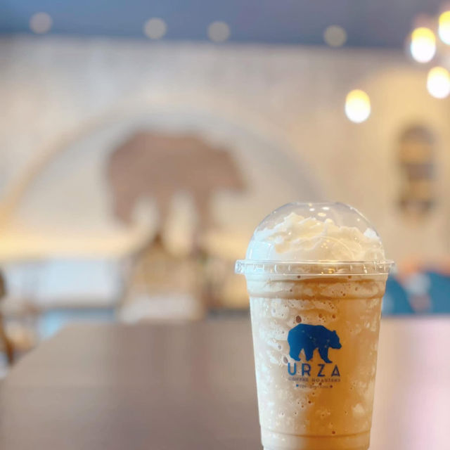 🖤 URZA Urban – คาเฟ่ลับสุดมินิมอลกลางเมืองโคราช