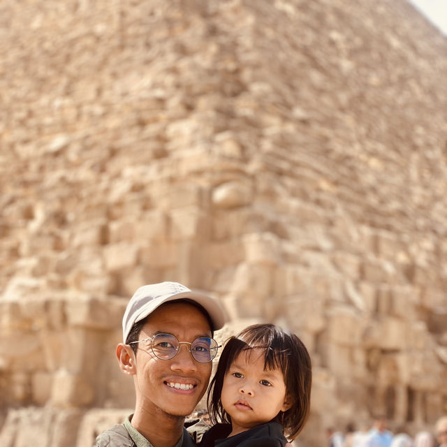 🐪 Exploring the Great Pyramids of Giza with the Umrah Travel Crew 🇪🇬