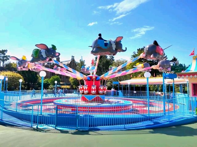 Happiness overflowing in Fantasyland 