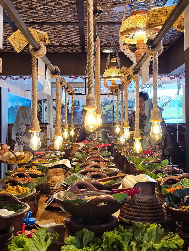 Teh Sinta: Sunda Prasmanan Paradise