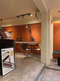 9room Cafe & Decor