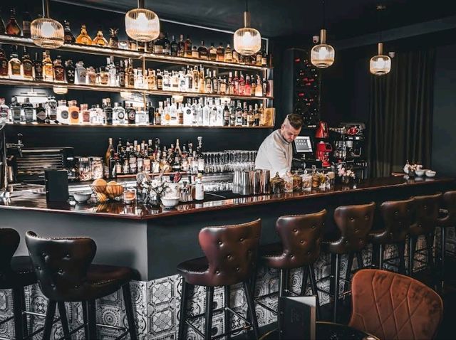 SIP Bucharest Cocktail Bar