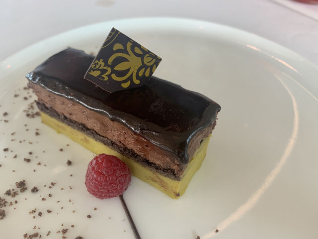 ☀️ Altro Zafferano Lunch — Italian Flavors with a View and Chill Vibes