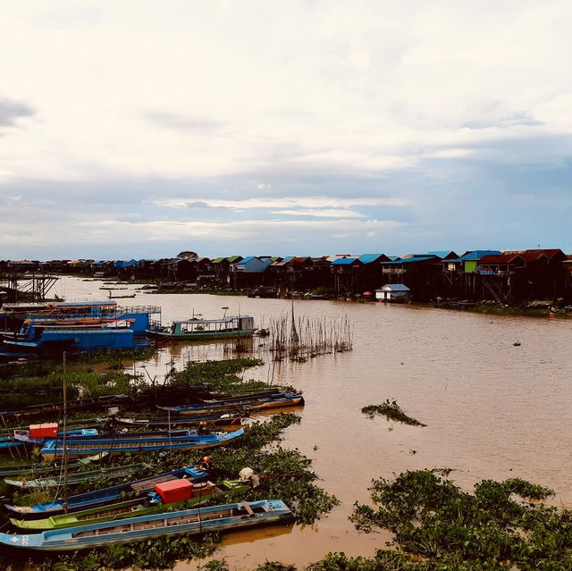 🌊 "Beyond the Temples: Dive into Lake Life at the Tonlé Sap Museum!" 🛶
