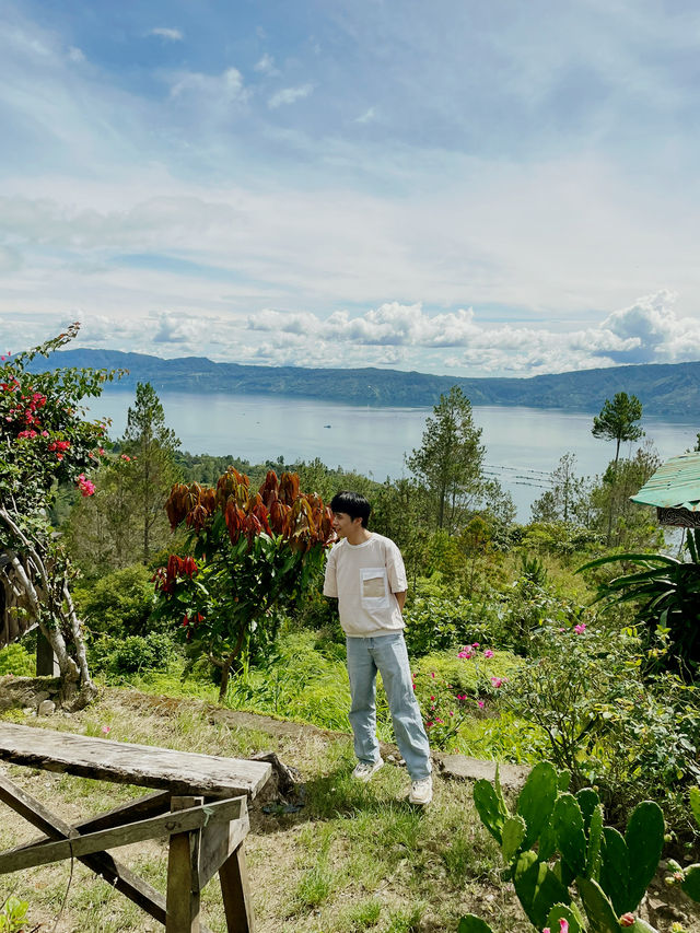 🌿 🌾 Peaceful Green Escape Near Lake Toba make you feel so relieved！