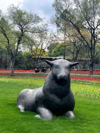 Tulip Trails & Artistic Tales : JingAn Sculpture park