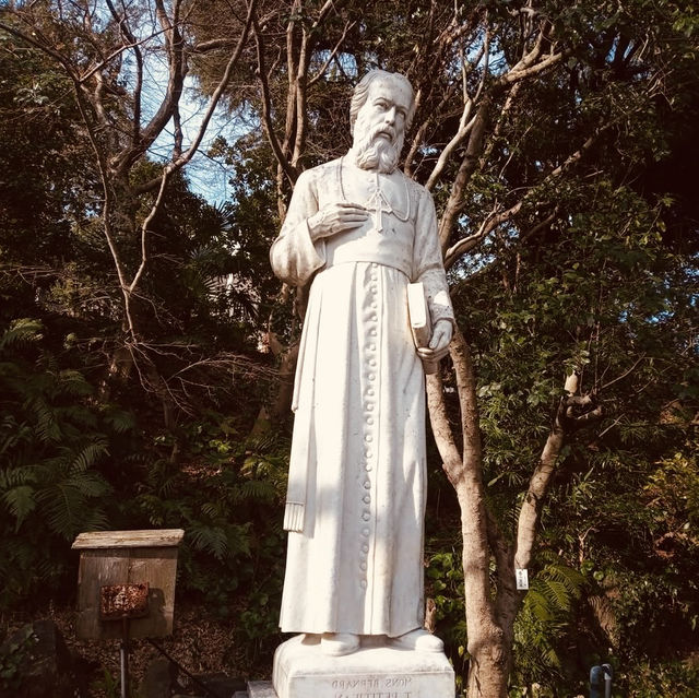 🕊️ Oura Cathedral: A Solo Traveler’s Guide to Nagasaki’s Historic Christian Landmark! ⛪