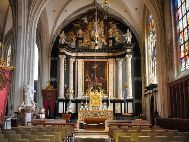 【ルーベンスの傑作に出会う⛪】アントワープ大聖堂（Onze-Lieve-Vrouwekathedraal）