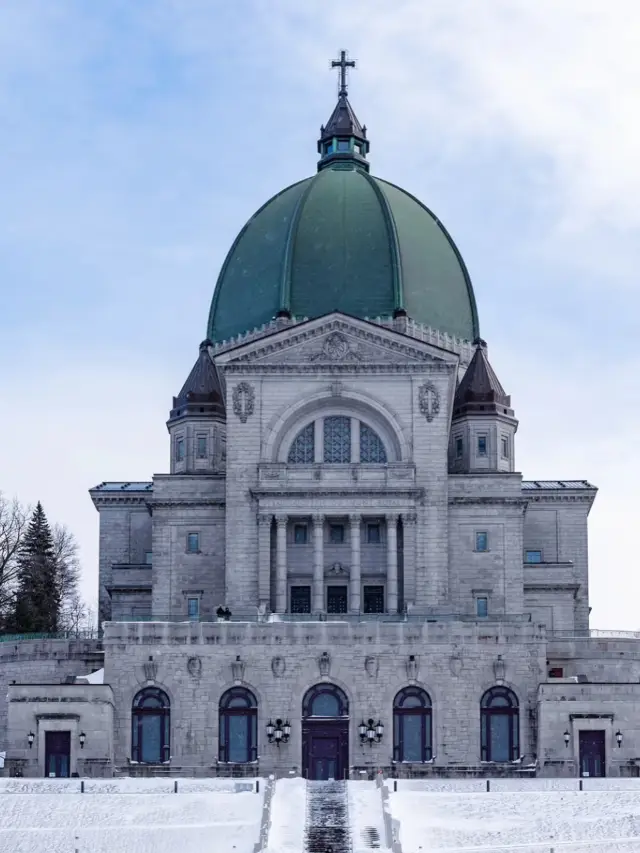 L’Oratoire Saint-Joseph – Majestic Spiritual Landmark in Montreal