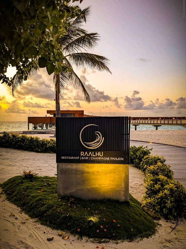 Veligandu Island Resort & Spa 