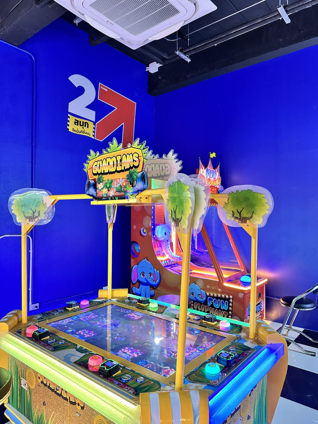 Let's play game center Let's play game center