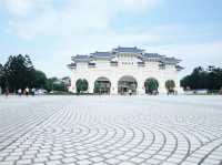 เที่ยวอนุสรณ์สถานเจียงไคเช็ค