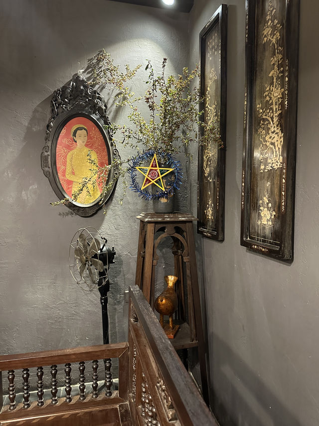 Tầm Vị: Where Hanoi’s Heartbeat Meets Home-Style Elegance 🍽️🌿