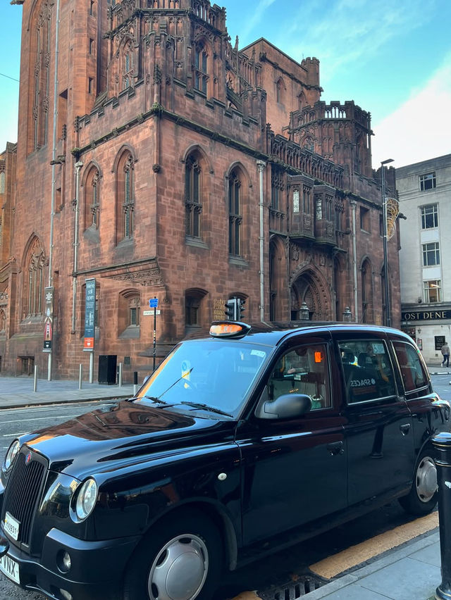A Perfect Day Trip to Manchester: Vibrant Culture and History in One Day