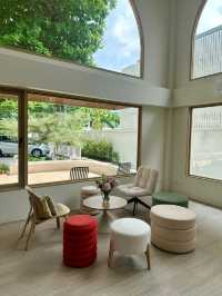 Living Room Thonglor 