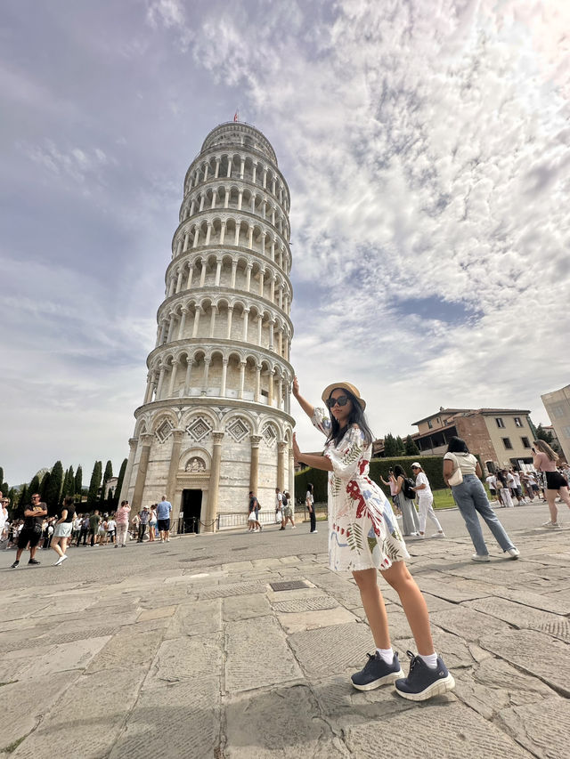 🌞 A Perfect Day Trip to Pisa — The City of the Leaning Tower