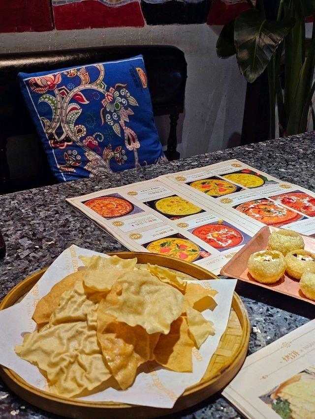 Curry Night Vibes🌙