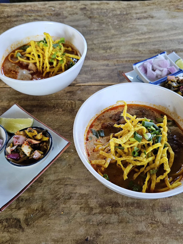 แนะนำร้านอาหาร •บ้านน้ำเงี้ยว แม่จัน• เชียงราย