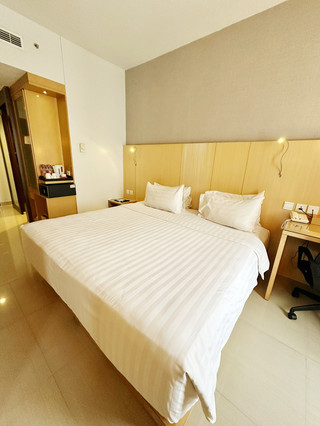 Comfort Meets Class at Santika Premiere Dyandra Medan