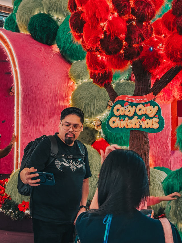 Festive Magic at Sunway Pyramid – A Dazzling Holiday Walk Festive Magic at Sunway Pyramid – A Dazzling Holiday Walk