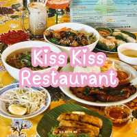 Kiss Kiss Restaurant: ฟิวชันเข้มข้น บรรยากาศสุดปัง
