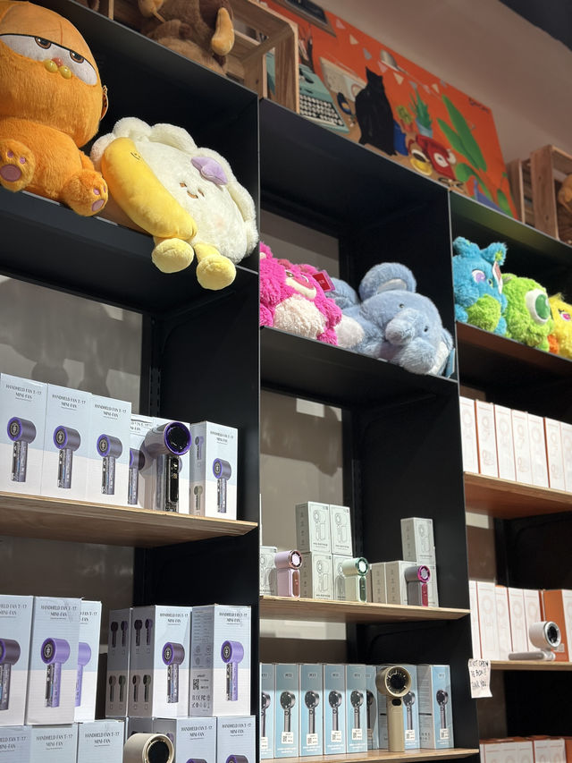 Ultimate Gift-Hunting Spot in Petaling Jaya 🎁✨ Ultimate Gift-Hunting Spot in Petaling Jaya 🎁✨