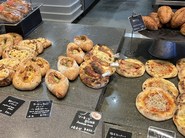 🇯🇵 일본 감성 카페 R Baker  갓 구운 빵 향으로 시작하는 여행의 아침