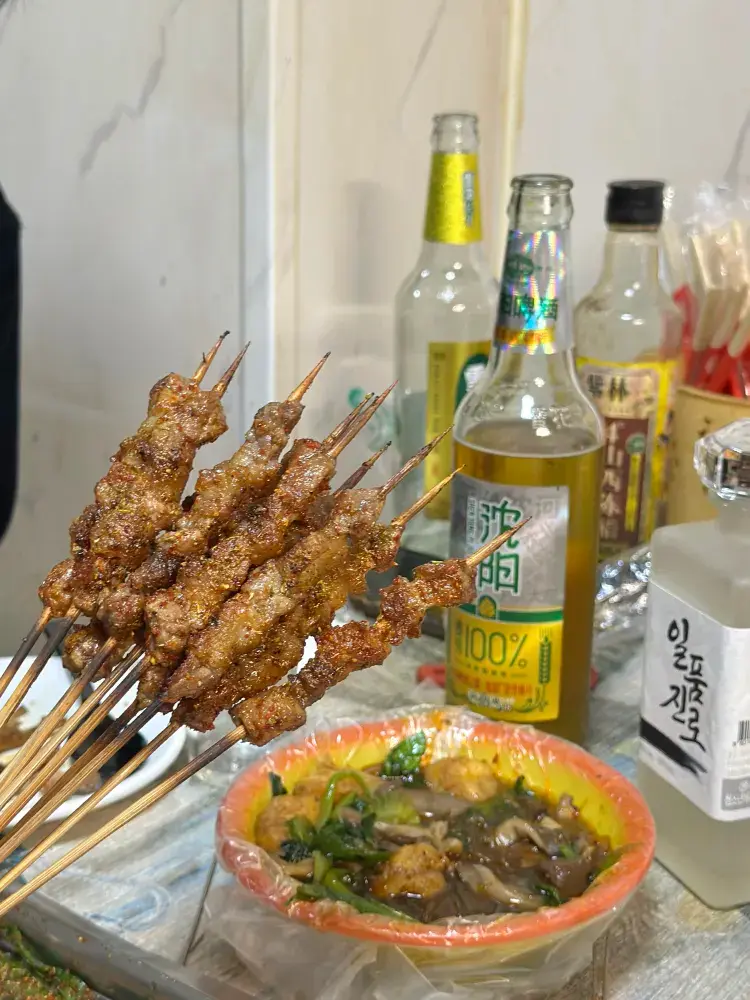 심양 로컬맛집은 여기가 1등이에요! 30년 전통 양꼬치 가게