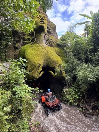 Pura Vida Thrills: My Epic Journey Through Costa Rica
