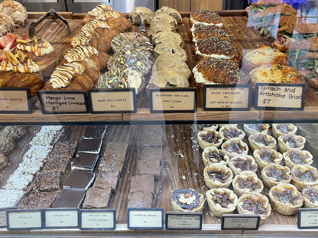 토론토에서 정말 강력추천하고 싶은 카페 “Circles & Squares Bakery Café“