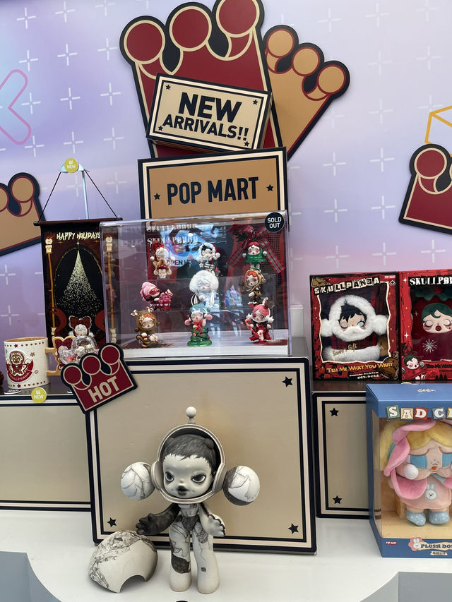 🎨🛍️《探索Popmart Pop Up Store @ Siam Square新打卡熱點》📸🌈